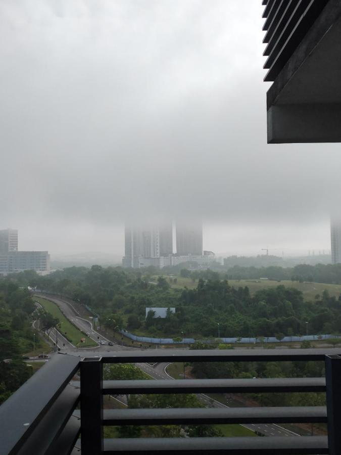 D Bunga مسلم Homestay Pool View Legoland Nusajaya Nusajaya  Zewnętrze zdjęcie