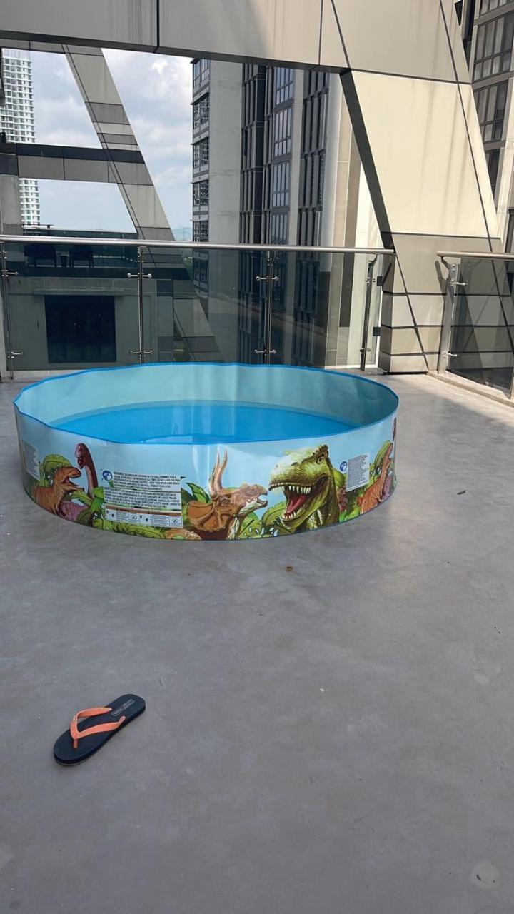 D Bunga مسلم Homestay Pool View Legoland Nusajaya Nusajaya  Zewnętrze zdjęcie
